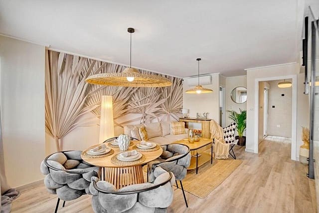 3 chambre Maison de Ville à vendre à Los Altos avec piscine - 315 000 € (Ref: 9057022)