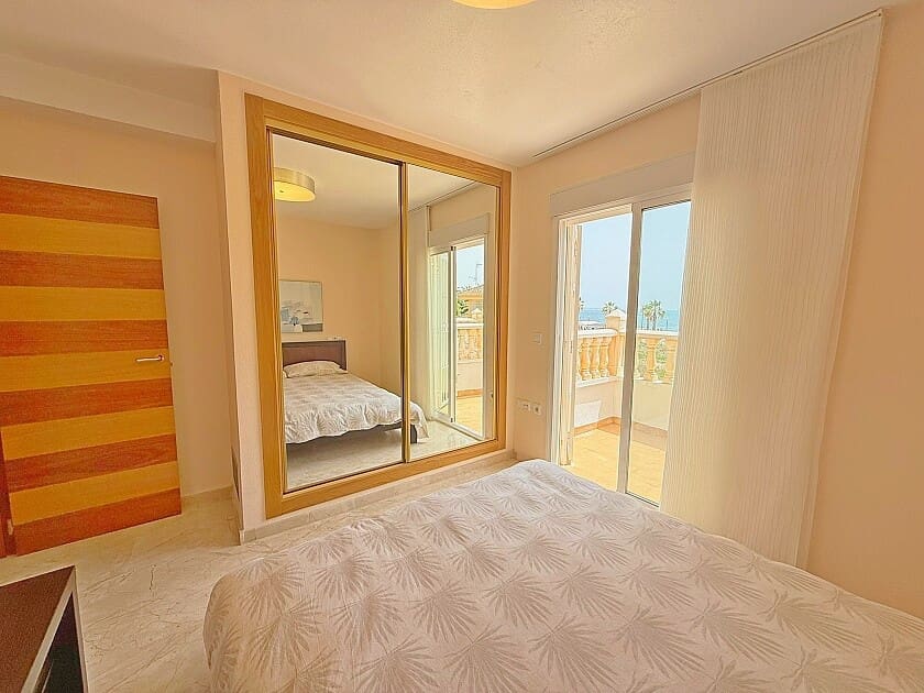 3 soveværelse Byhus til salg i Los Alcazares med garage - € 316.000 (Ref: 9058396)