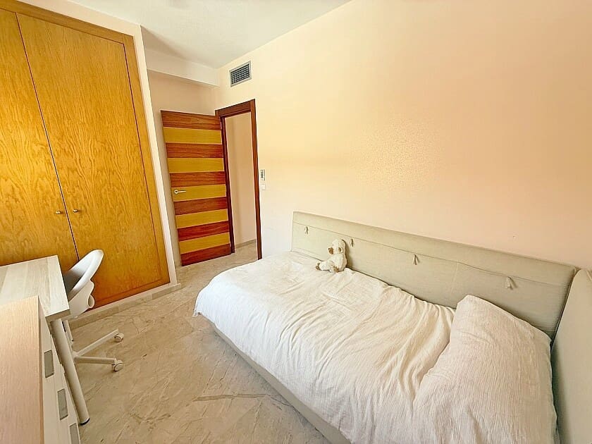 3 soveværelse Byhus til salg i Los Alcazares med garage - € 316.000 (Ref: 9058396)