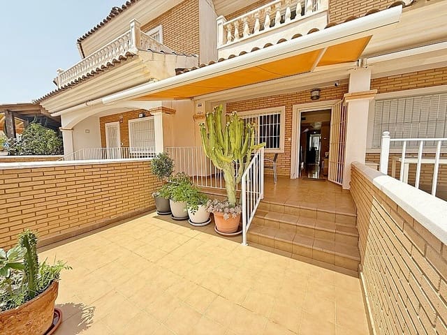 3 quarto Casa em Banda para venda em Los Narejos - Punta Calera, Los Alcázares com garagem - 316 000 € (Ref: 9058396)