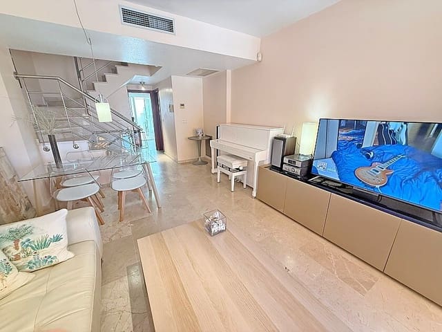 3 quarto Casa em Banda para venda em Los Narejos - Punta Calera, Los Alcázares com garagem - 316 000 € (Ref: 9058396)