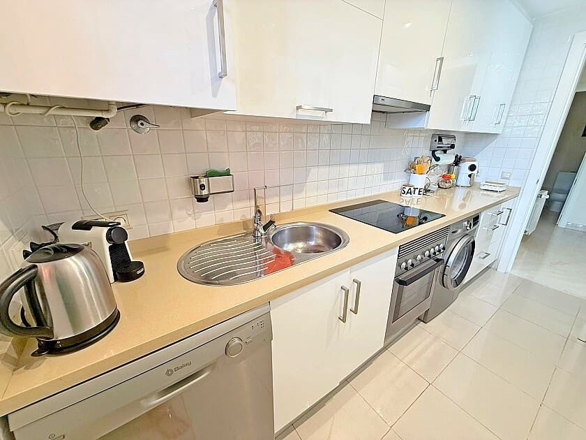 3 slaapkamer Appartement te koop in Roda met zwembad garage - € 256.000 (Ref: 9074205)