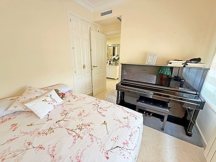 3 slaapkamer Appartement te koop in Roda met zwembad garage - € 256.000 (Ref: 9074205)