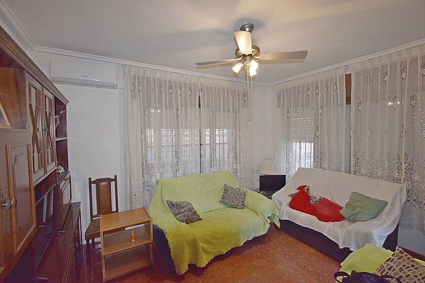 3 soverom Villa til salgs i Torrevieja med svømmebasseng garasje - € 264 900 (Ref: 9113021)