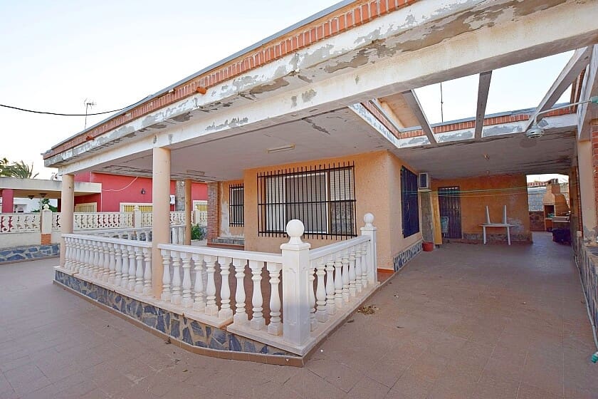3 soverom Villa til salgs i Torrevieja med svømmebasseng garasje - € 264 900 (Ref: 9113021)