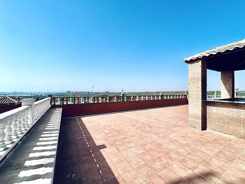 Komercyjne na sprzedaż w Orihuela Costa z basenem - 350 000 € (Ref: 9113023)