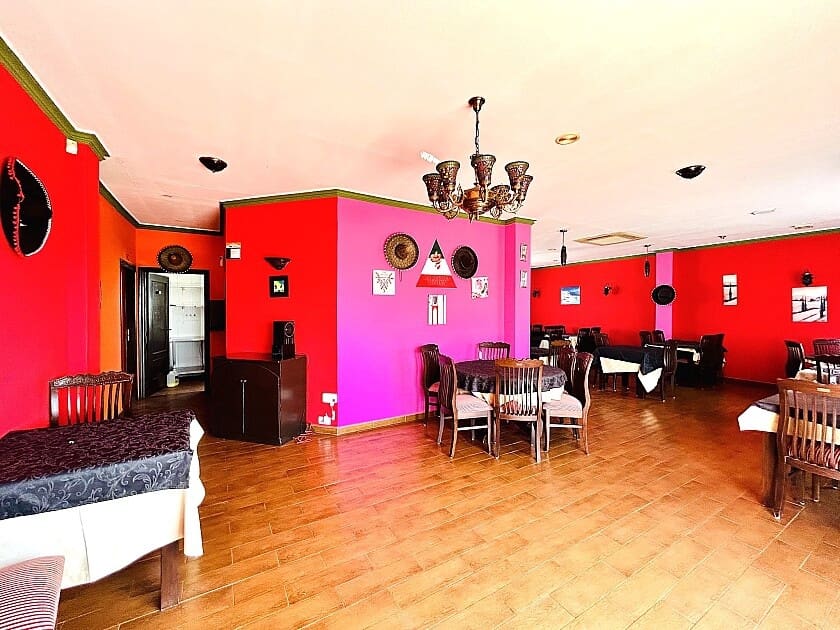 Komercyjne na sprzedaż w Orihuela Costa z basenem - 350 000 € (Ref: 9113023)