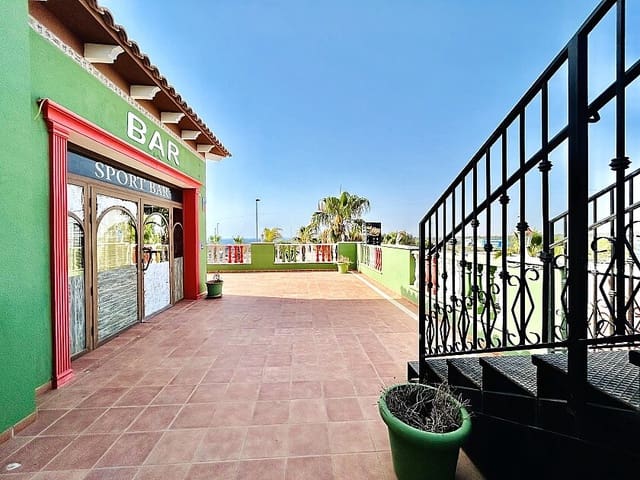 Kommersiell till salu i Lomas de Cabo Roig - Los Dolses, Orihuela med pool - 350 000 € (Ref: 9113023)