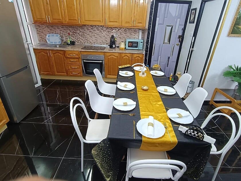 4 slaapkamer Appartement te koop in Torrevieja met zwembad - € 189.900 (Ref: 9113024)