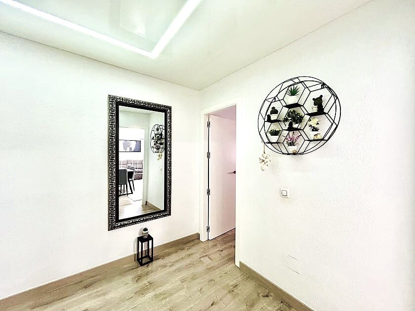 4 slaapkamer Appartement te koop in Torrevieja met zwembad garage - € 209.900 (Ref: 9113030)