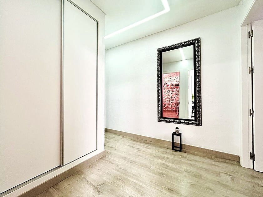 4 slaapkamer Appartement te koop in Torrevieja met zwembad garage - € 209.900 (Ref: 9113030)