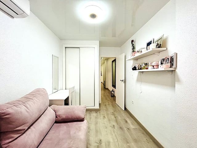 4 slaapkamer Appartement te koop in Nueva Torrevieja, Torrevieja met zwembad garage - € 209.900 (Ref: 9113030)