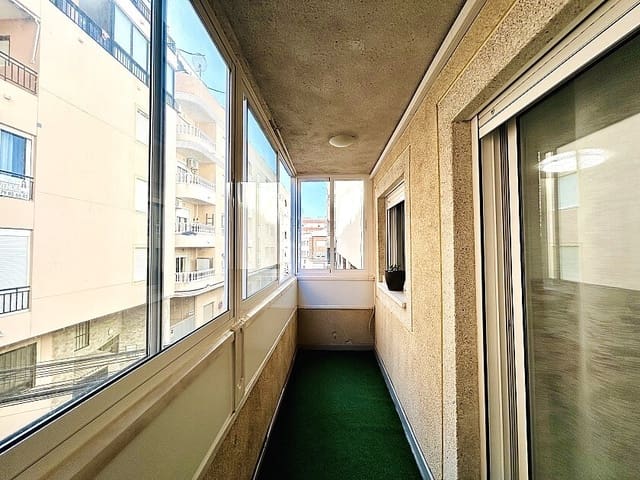 4 slaapkamer Appartement te koop in Nueva Torrevieja, Torrevieja met zwembad garage - € 209.900 (Ref: 9113030)