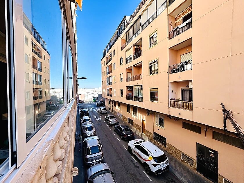 4 slaapkamer Appartement te koop in Torrevieja met zwembad garage - € 209.900 (Ref: 9113030)