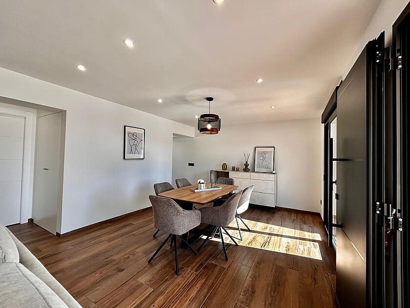 3 bedroom Villa for sale in Los Balcones with pool - € 479,900 (Ref: 9113036)