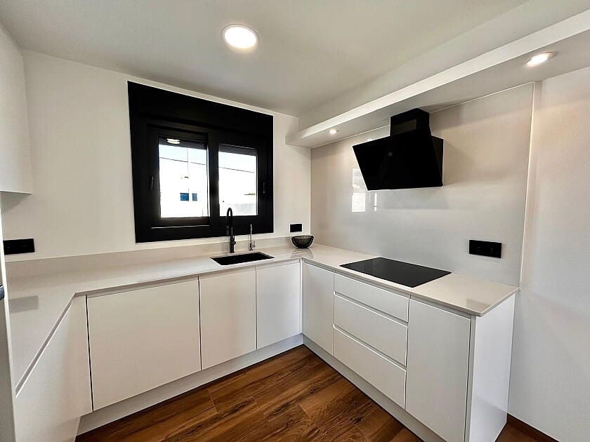 3 bedroom Villa for sale in Los Balcones with pool - € 479,900 (Ref: 9113036)