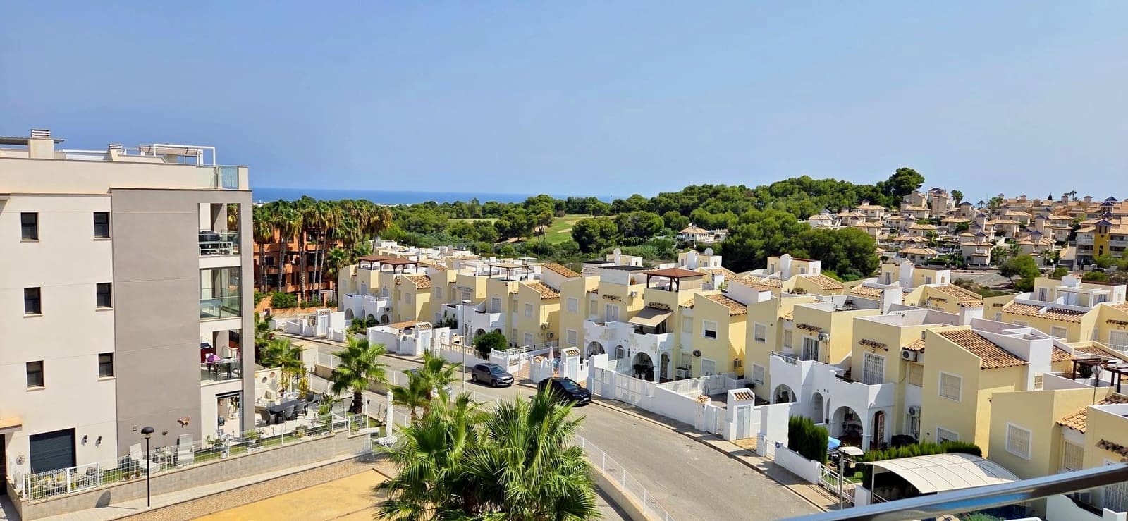 2 sypialnia Penthouse na sprzedaż w Villamartin z basenem - 299 900 € (Ref: 9235386)