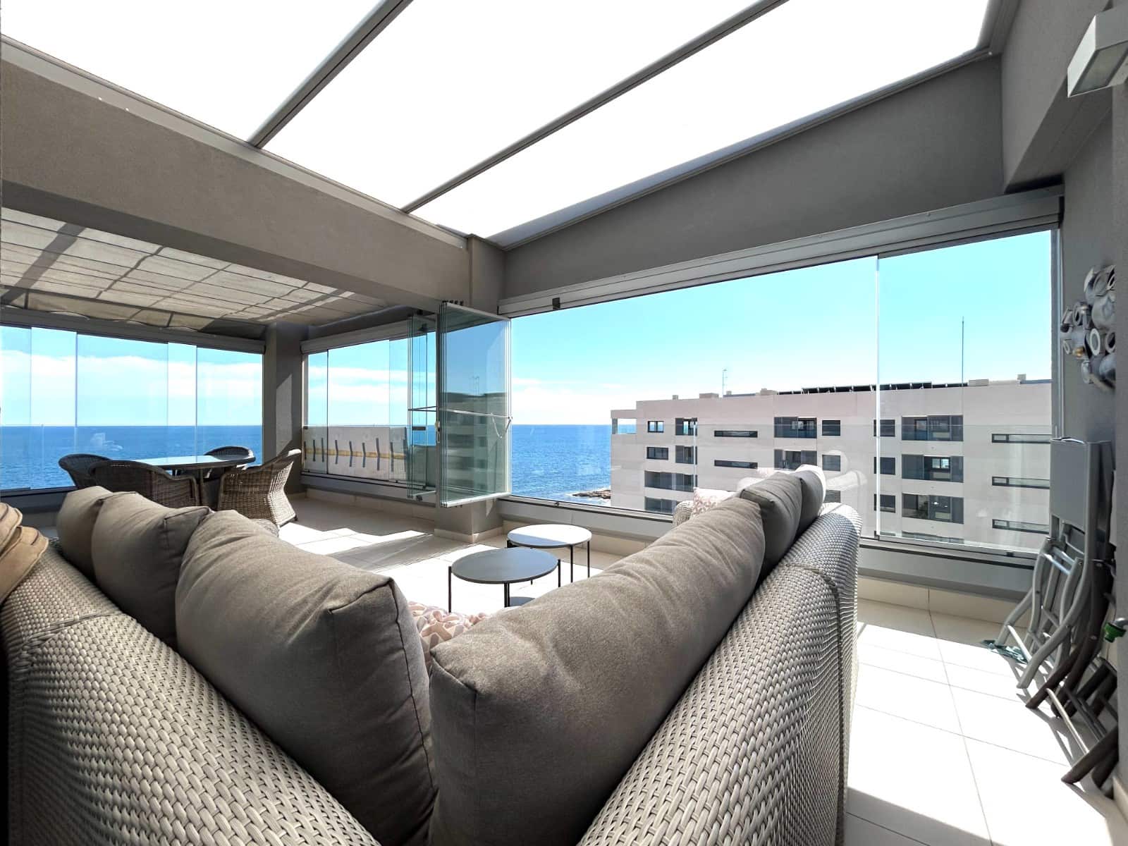 3 chambre Penthouse à vendre à Orihuela Costa avec piscine garage - 795 000 € (Ref: 9235436)