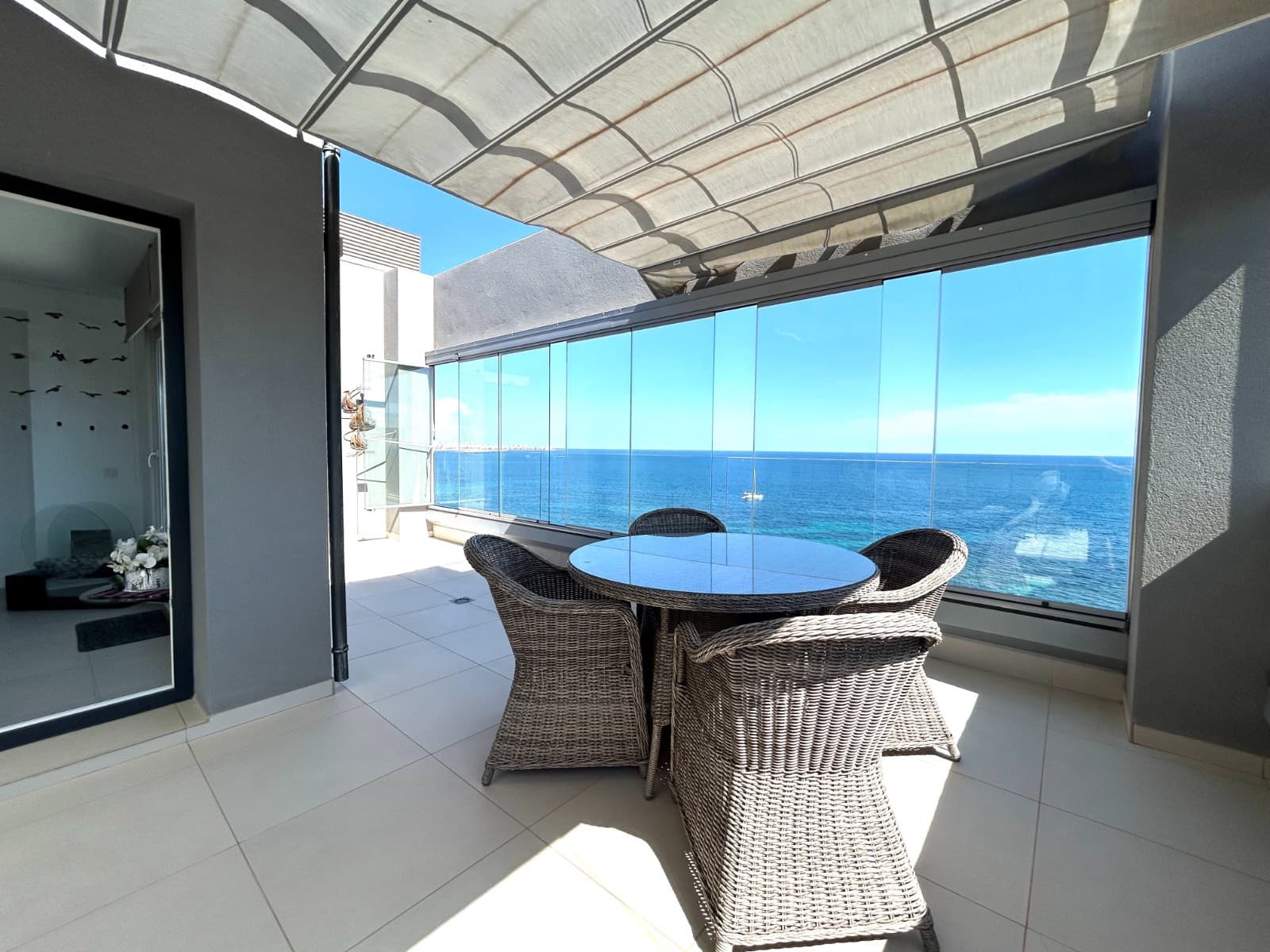 3 chambre Penthouse à vendre à Orihuela Costa avec piscine garage - 795 000 € (Ref: 9235436)