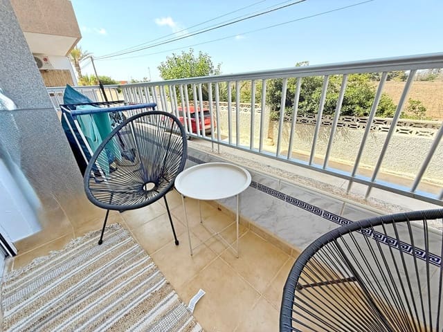 2 slaapkamer Appartement te koop in Punta Prima, Orihuela met zwembad - € 275.000 (Ref: 9235437)