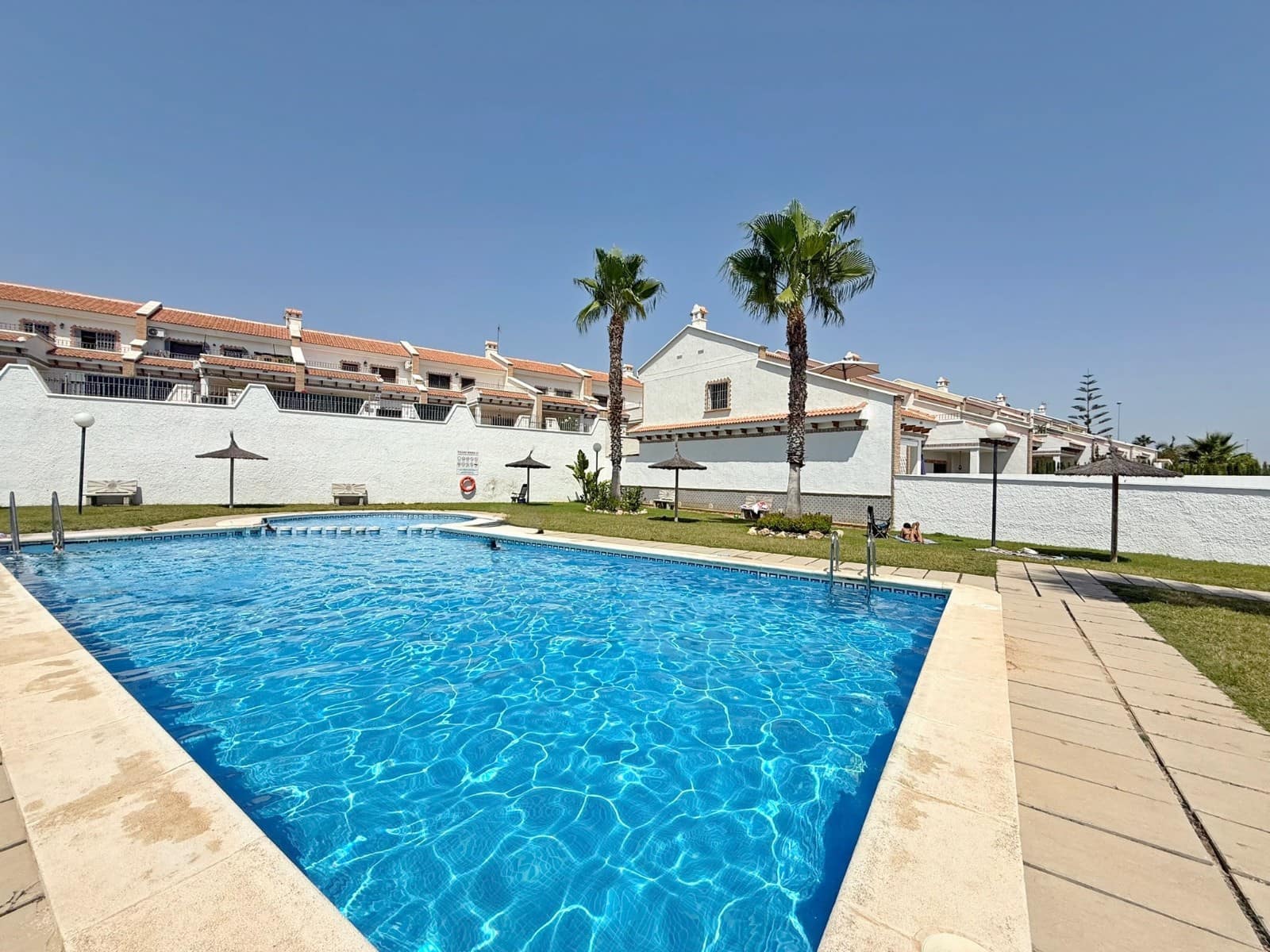 3 quarto Casa em Banda para venda em San Miguel de Salinas com piscina garagem - 229 000 € (Ref: 9235438)