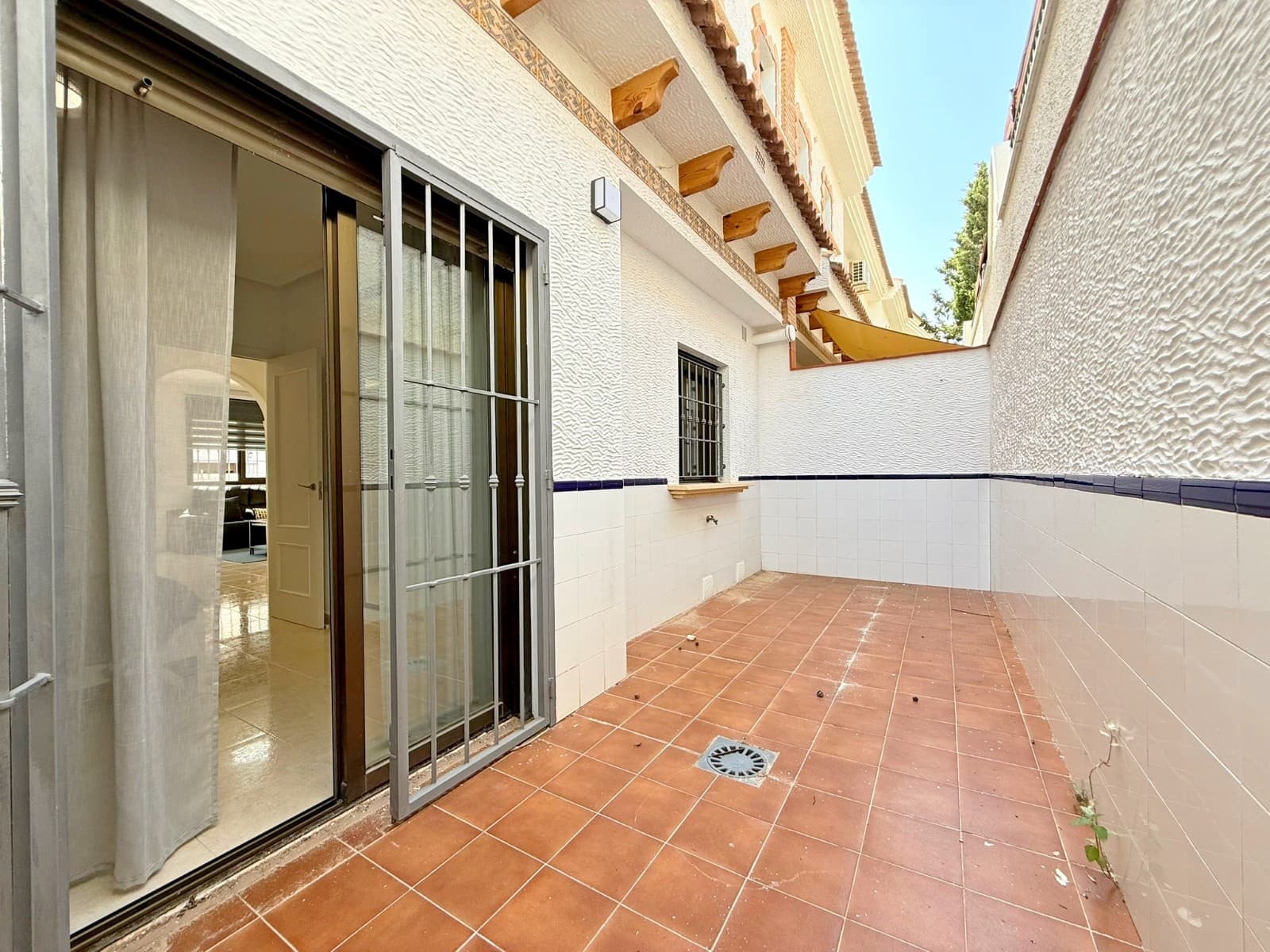 3 quarto Casa em Banda para venda em San Miguel de Salinas com piscina garagem - 229 000 € (Ref: 9235438)