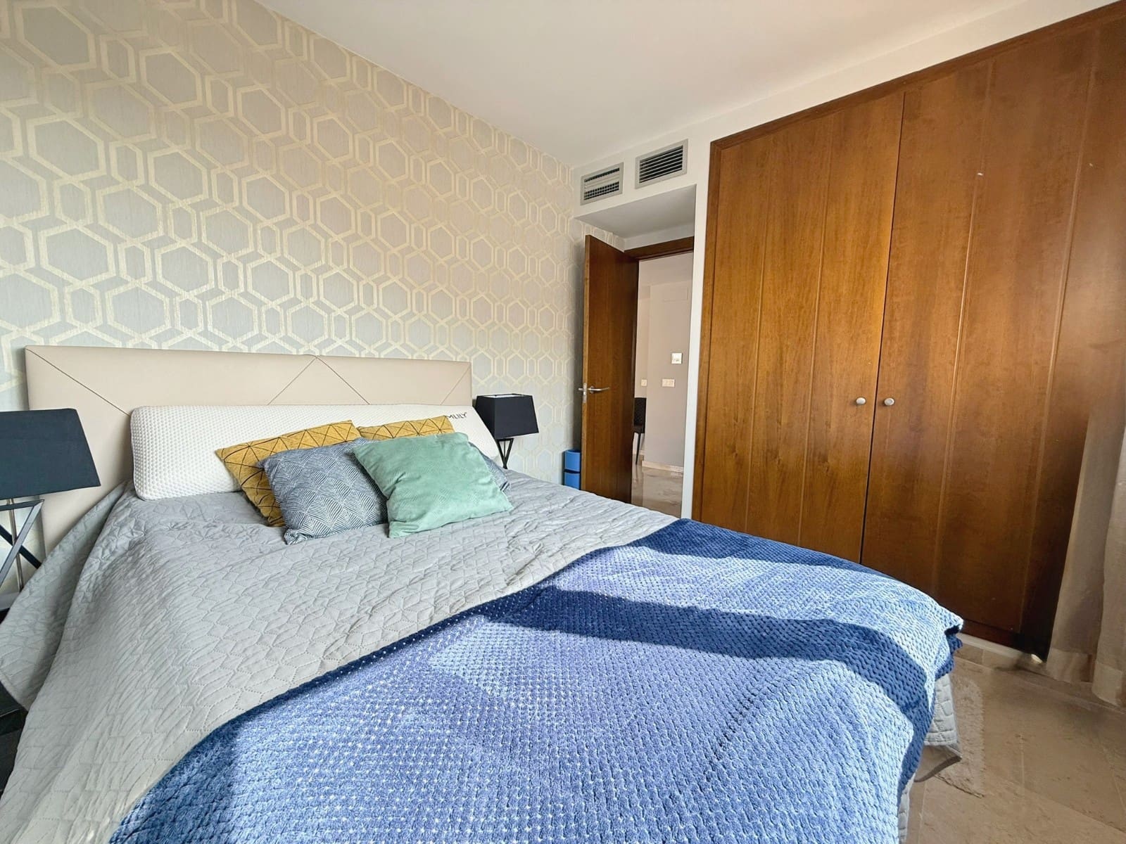 2 makuuhuone Kattohuoneisto myytävänä paikassa Punta Prima mukana uima-altaan - 297 000 € (Ref: 9235439)