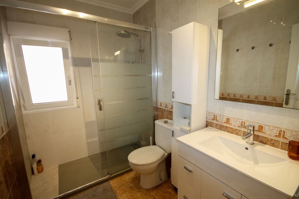 3 slaapkamer Villa te koop in San Miguel de Salinas met zwembad - € 389.000 (Ref: 10005164)