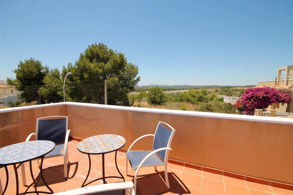 3 slaapkamer Villa te koop in San Miguel de Salinas met zwembad - € 389.000 (Ref: 10005164)