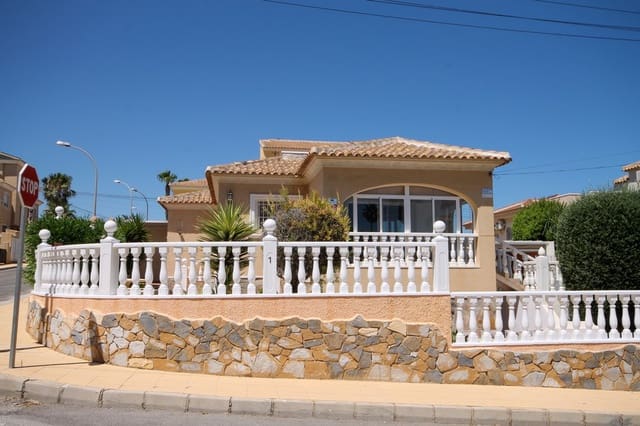 Chalet de 3 habitaciones en Las Filipinas en venta con piscina - 389.000 € (Ref: 10005164)