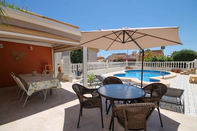 Chalet de 3 habitaciones en Las Filipinas en venta con piscina - 389.000 € (Ref: 10005164)