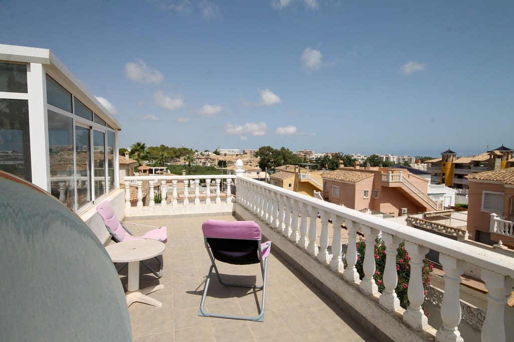 2 bedroom Villa for sale in Orihuela Costa - € 289,000 (Ref: 10046939)