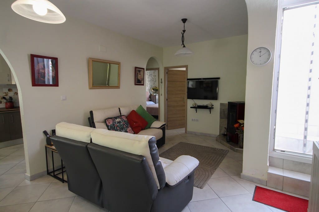 2 bedroom Villa for sale in Orihuela Costa - € 289,000 (Ref: 10046939)