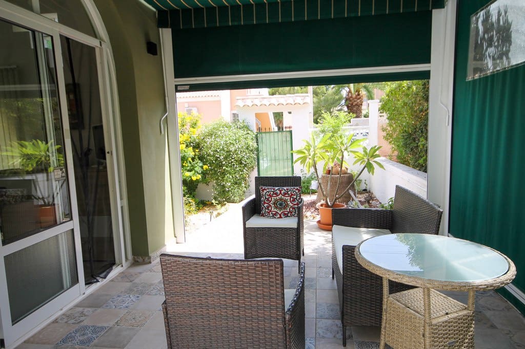 2 bedroom Villa for sale in Orihuela Costa - € 289,000 (Ref: 10046939)