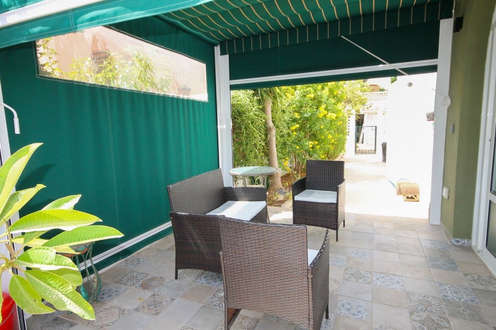 2 bedroom Villa for sale in Orihuela Costa - € 289,000 (Ref: 10046939)