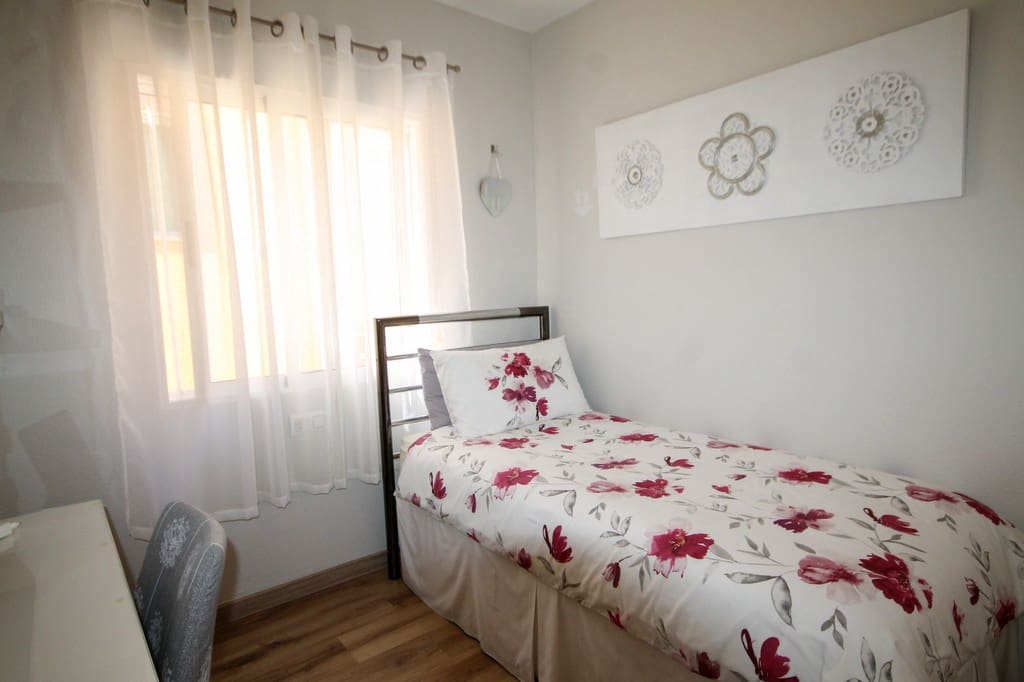 2 sovrum Radhus till salu i Orihuela Costa med pool - 205 000 € (Ref: 10094263)