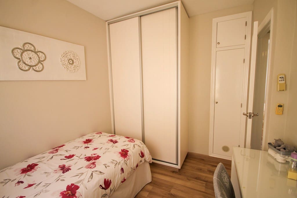 2 sovrum Radhus till salu i Orihuela Costa med pool - 205 000 € (Ref: 10094263)