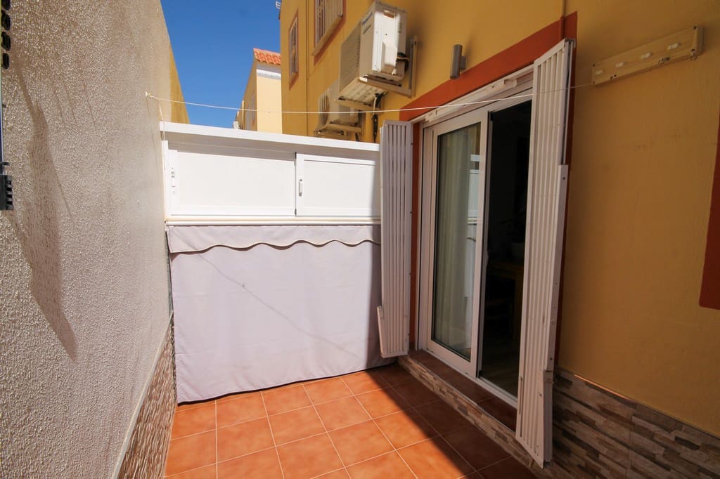 2 sovrum Radhus till salu i Orihuela Costa med pool - 205 000 € (Ref: 10094263)