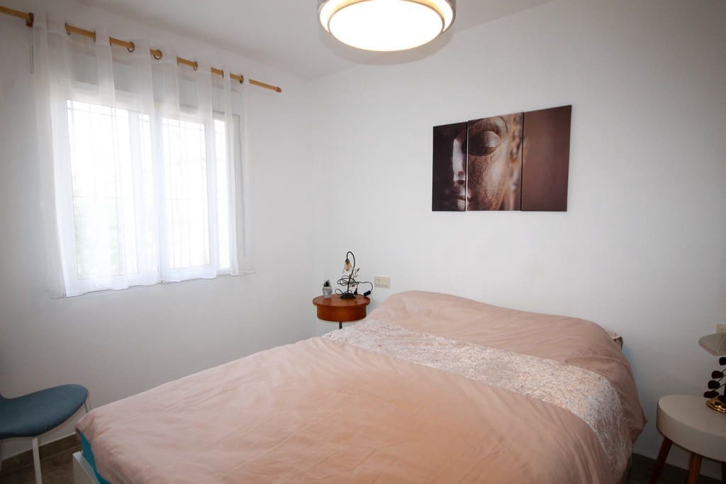 2 Zimmer Doppelhaus zu verkaufen in Torrevieja mit Pool - 155.000 € (Ref: 10101862)