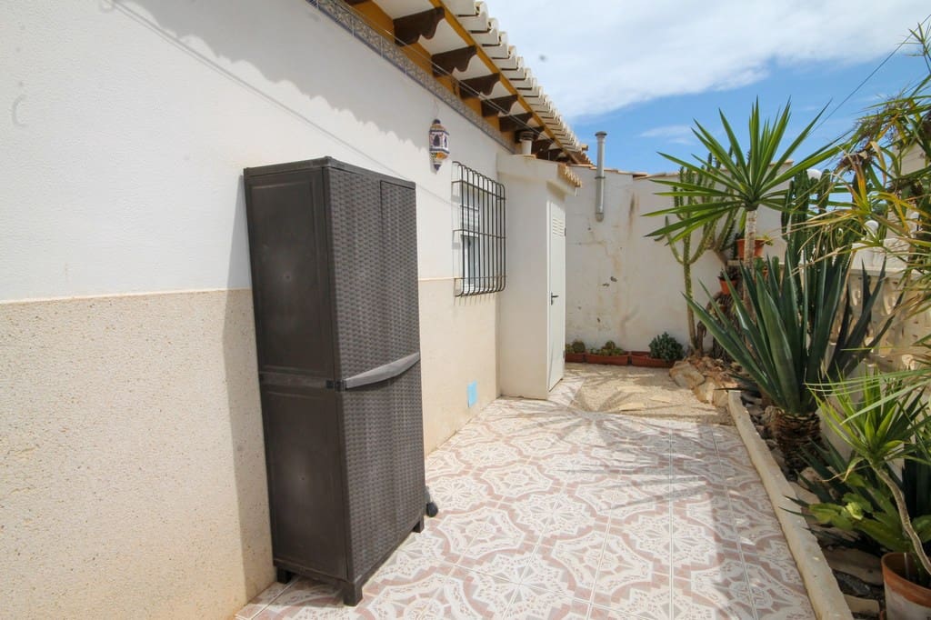 2 Zimmer Doppelhaus zu verkaufen in Torrevieja mit Pool - 155.000 € (Ref: 10101862)