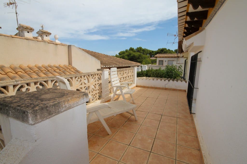 2 Zimmer Doppelhaus zu verkaufen in Torrevieja mit Pool - 155.000 € (Ref: 10101862)