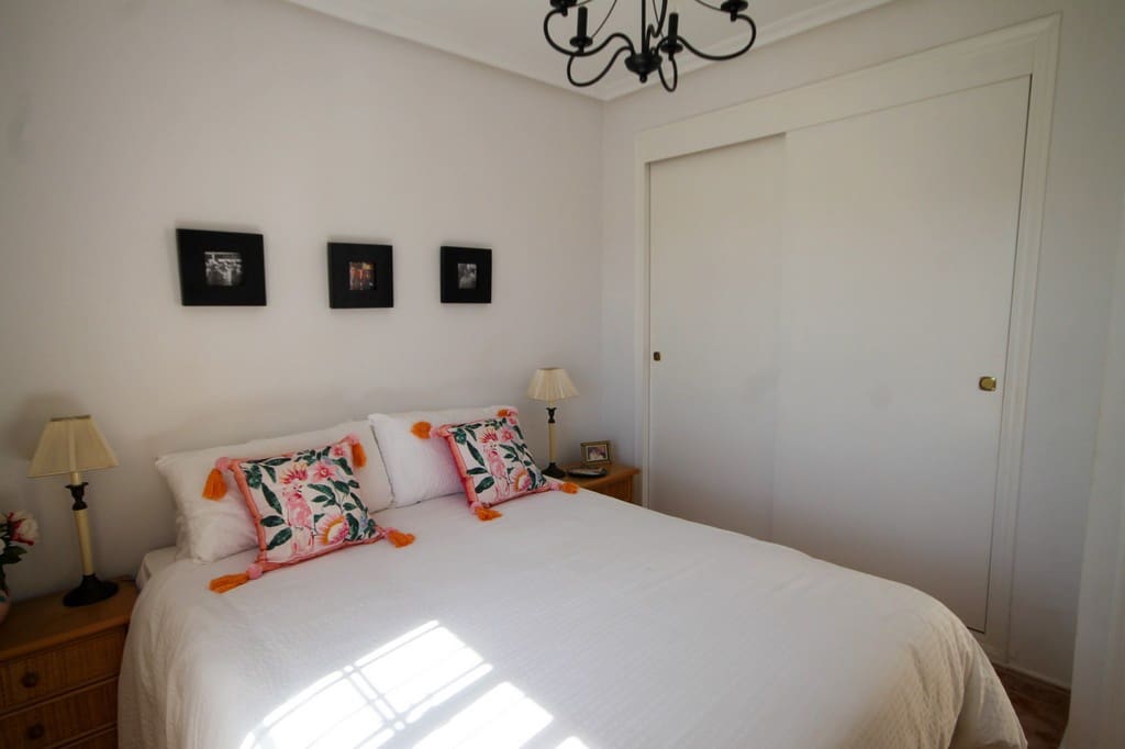 3 Zimmer Villa zu verkaufen in San Miguel de Salinas mit Pool Garage - 320.000 € (Ref: 10115421)