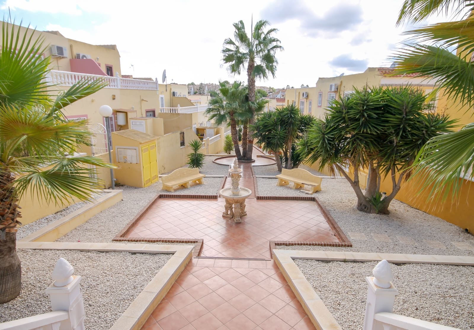 3 Zimmer Villa zu verkaufen in San Miguel de Salinas mit Pool Garage - 320.000 € (Ref: 10115421)