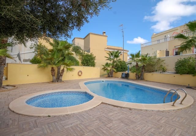 3 Zimmer Villa zu verkaufen in Las Filipinas mit Pool Garage - 320.000 € (Ref: 10115421)