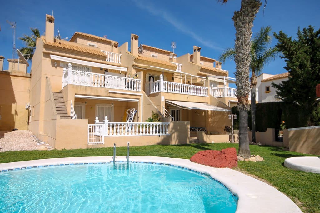 4 sypialnia Dom szeregowy na sprzedaż w Orihuela Costa z basenem garażem - 269 000 € (Ref: 10118826)