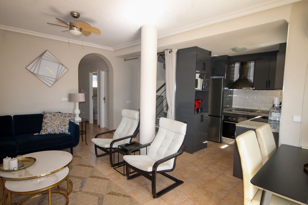 4 sypialnia Dom szeregowy na sprzedaż w Orihuela Costa z basenem garażem - 269 000 € (Ref: 10118826)