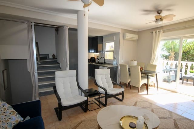 4 sypialnia Dom szeregowy na sprzedaż w Las Filipinas z basenem garażem - 269 000 € (Ref: 10118826)
