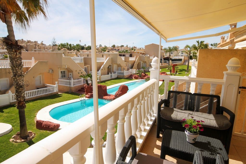 4 sypialnia Dom szeregowy na sprzedaż w Orihuela Costa z basenem garażem - 269 000 € (Ref: 10118826)