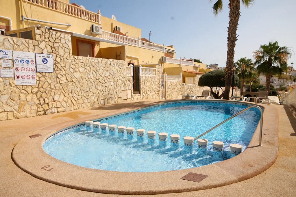3 sypialnia Dom szeregowy na sprzedaż w Orihuela Costa z basenem garażem - 235 000 € (Ref: 10118828)