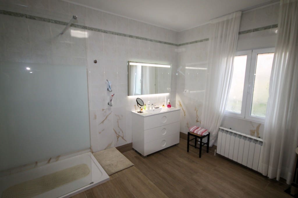 5 sypialnia Willa na sprzedaż w San Miguel de Salinas z basenem garażem - 750 000 € (Ref: 10173349)